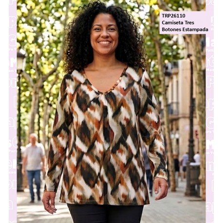 Camiseta Tres Botones Estampada