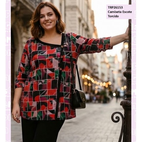 Camiseta Escote Torcido